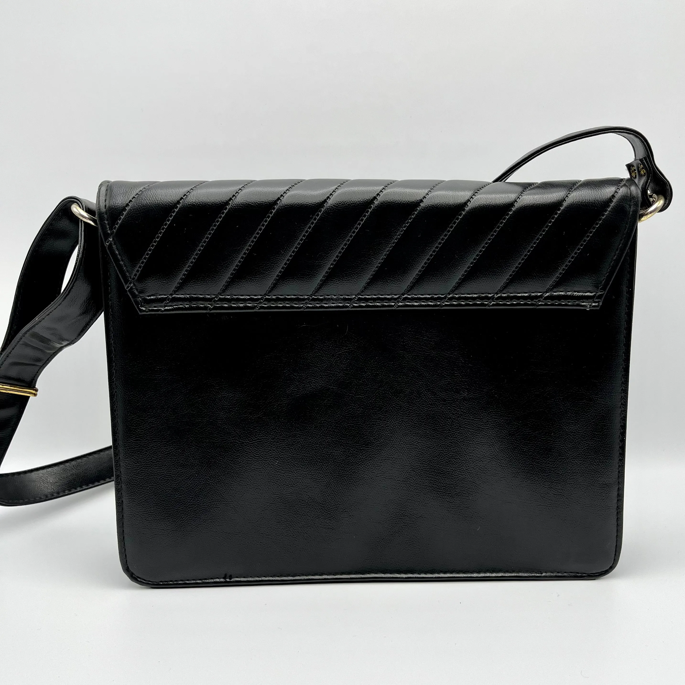 1960s Black Shoulder Bag With Adjustable Strap