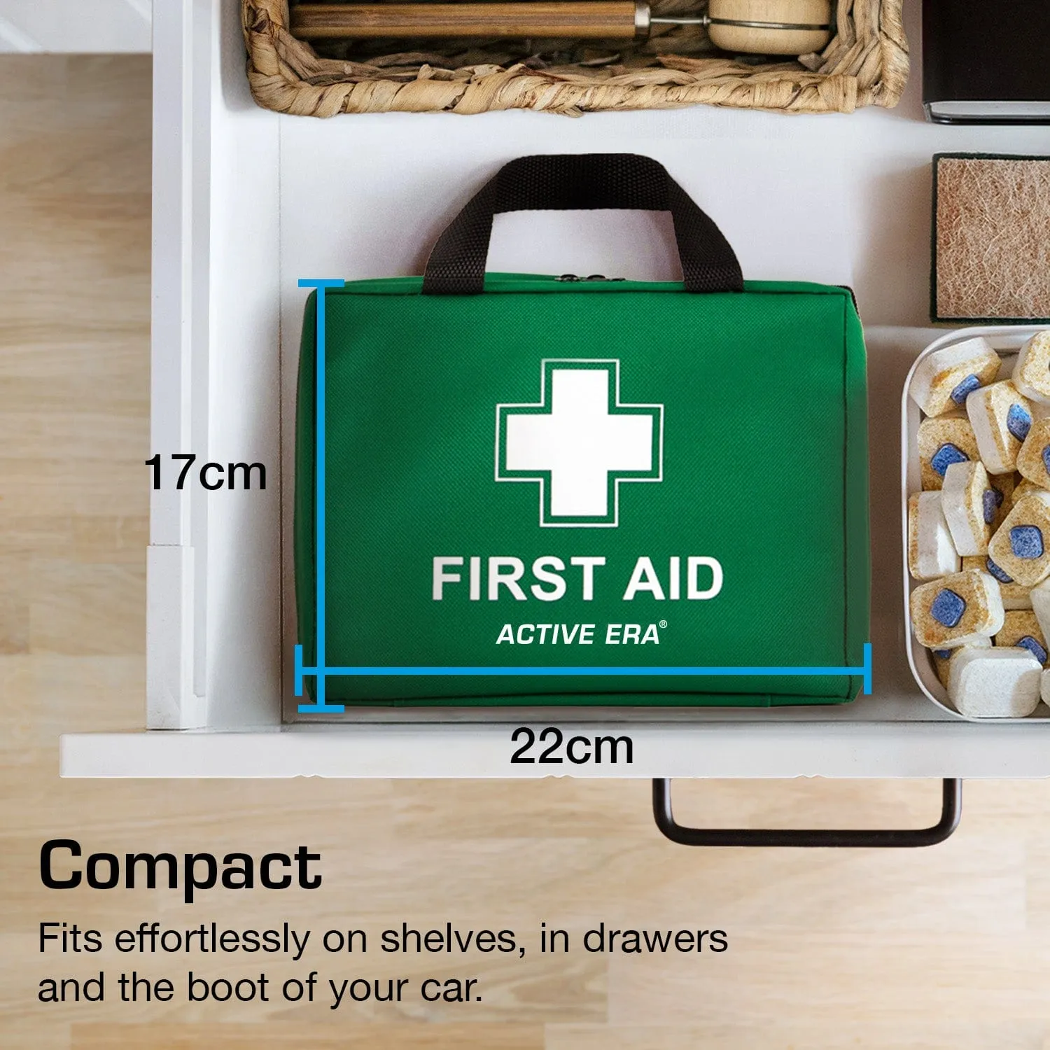 90 Piece Premium First Aid Kit Bag - Green