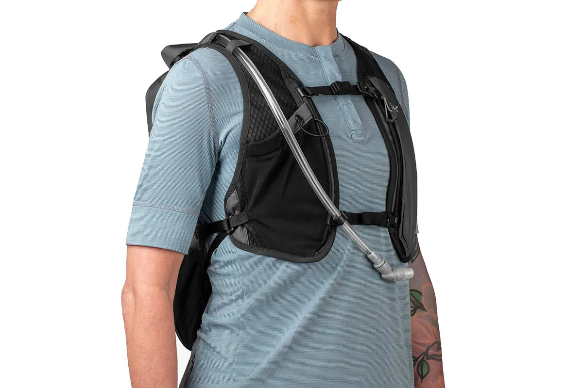 Apidura Backcountry Hydration Backpack