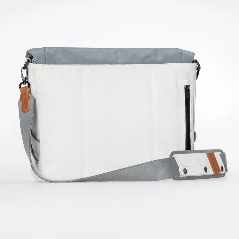 Aunts & Uncles - Matsumoto - Messenger Bag