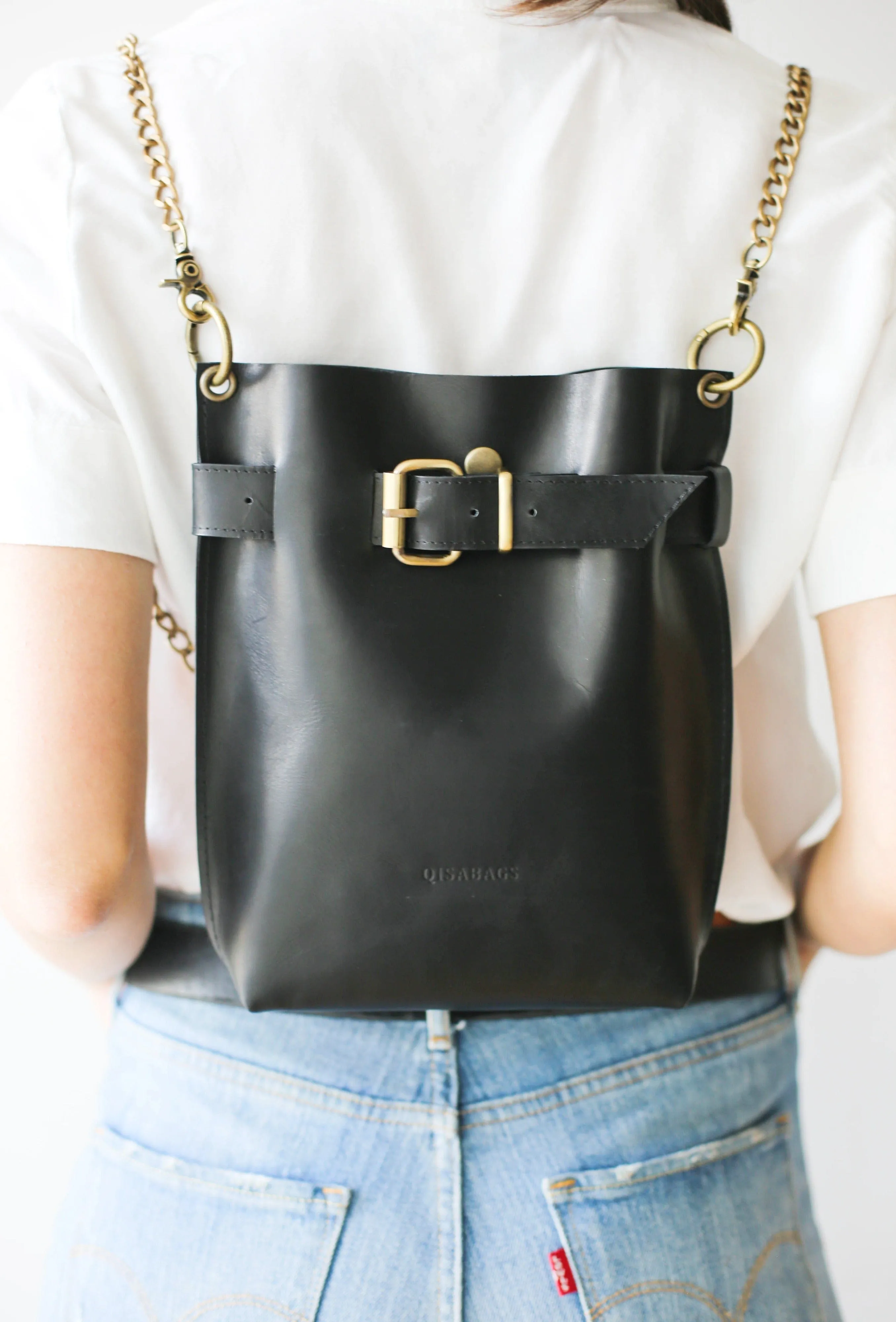 Black Leather Bag w/Chain