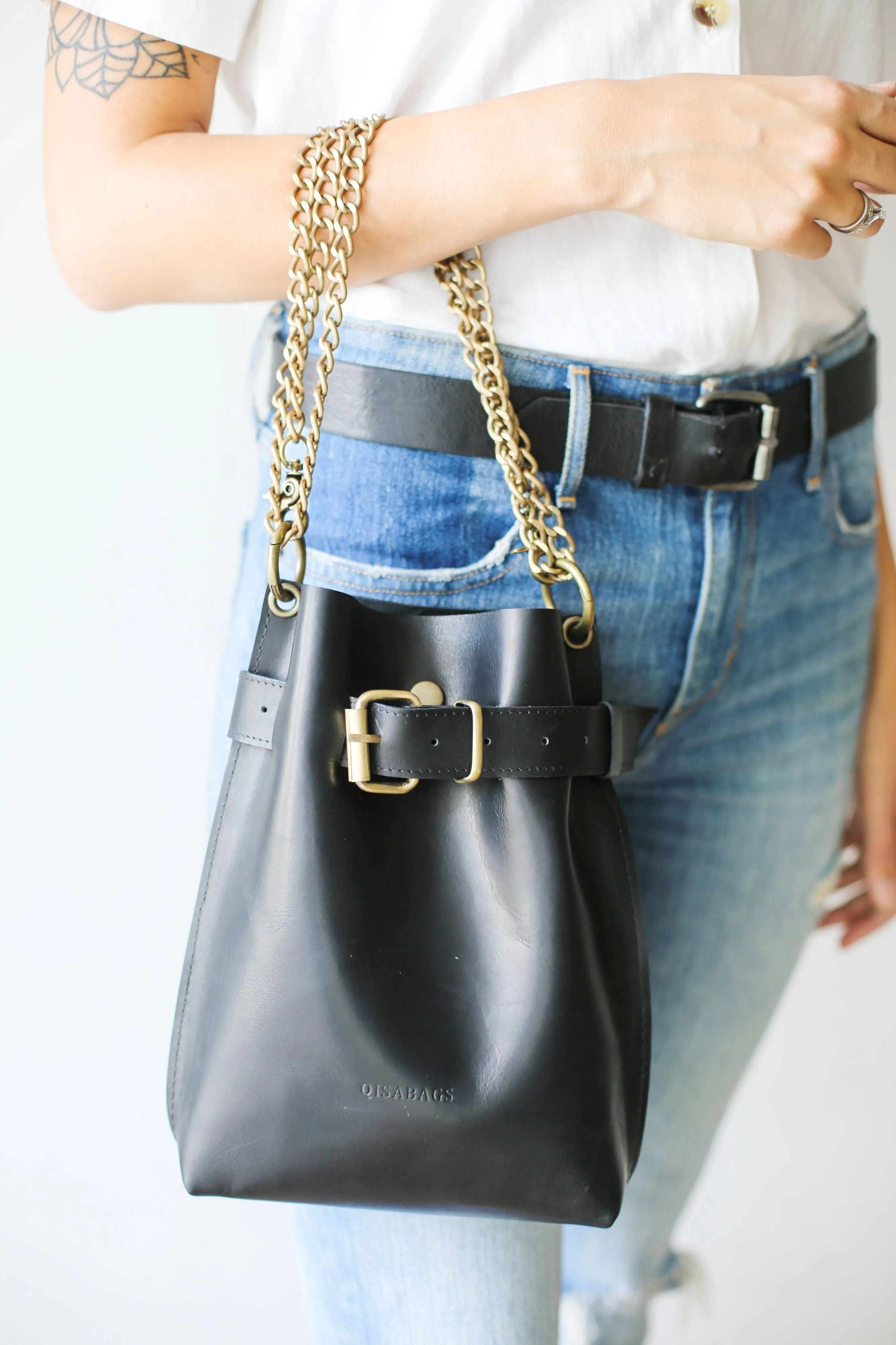 Black Leather Bag w/Chain