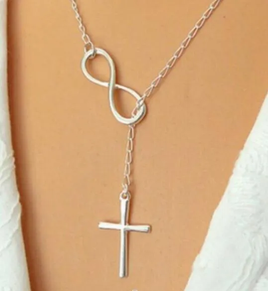 Cross short necklace