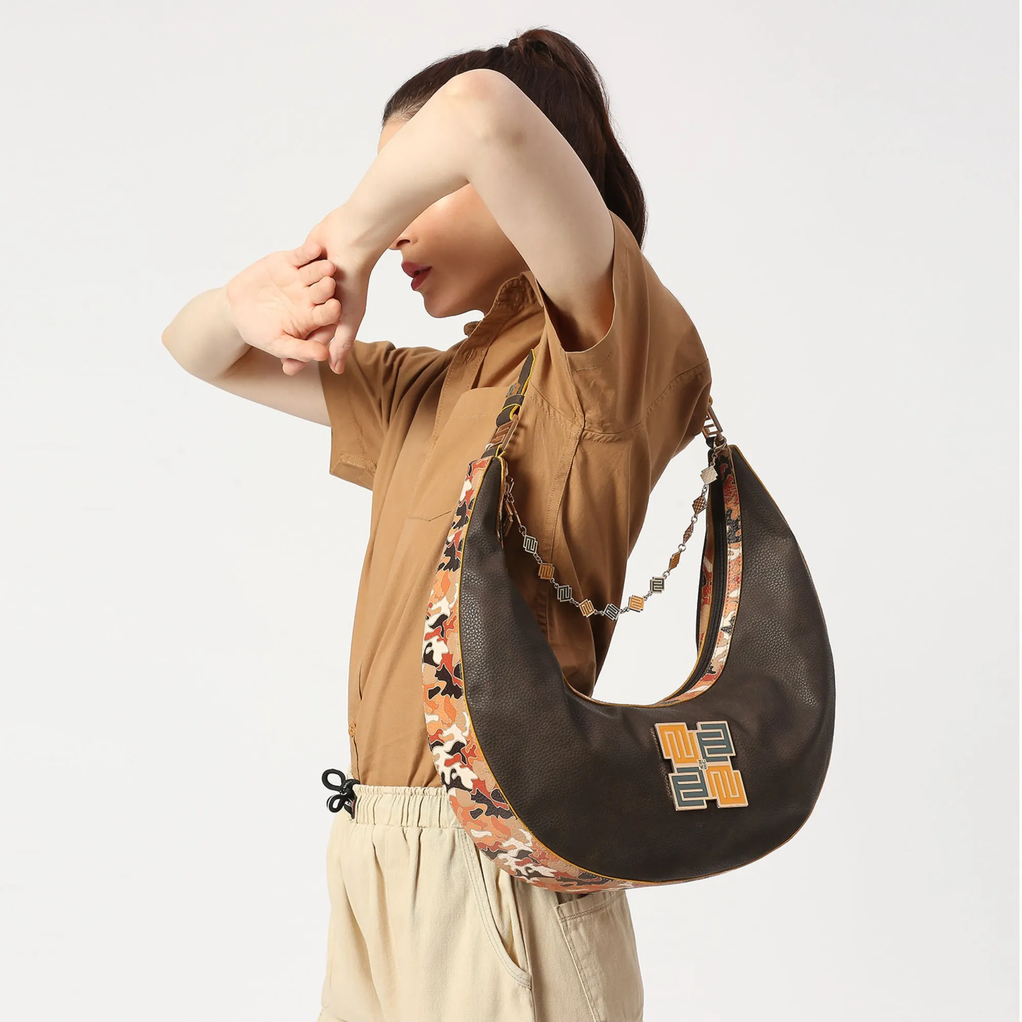 EUME Cinnamon Hobo Bag