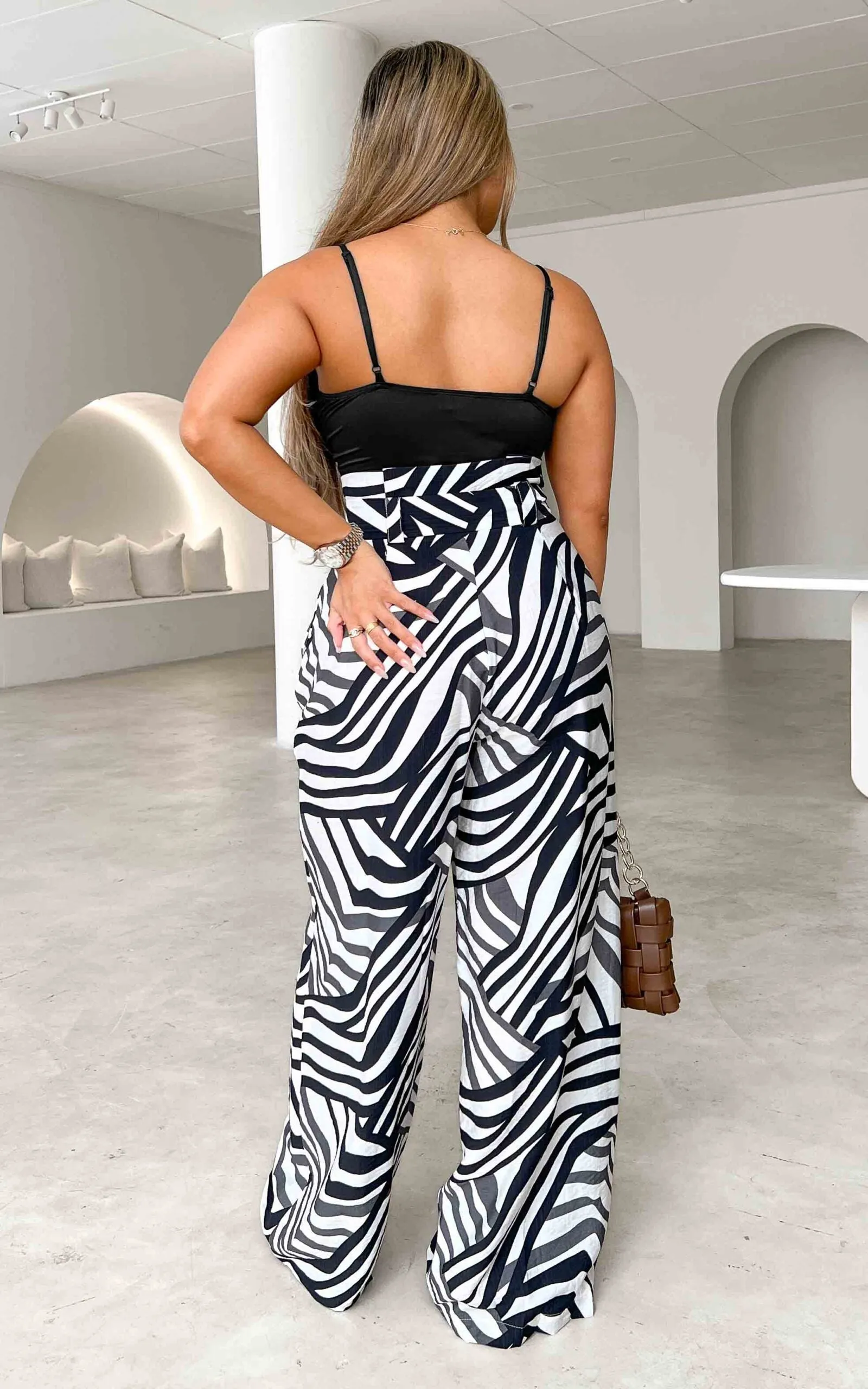 Gleeson Wide Leg With Belt Pants - Black White Print