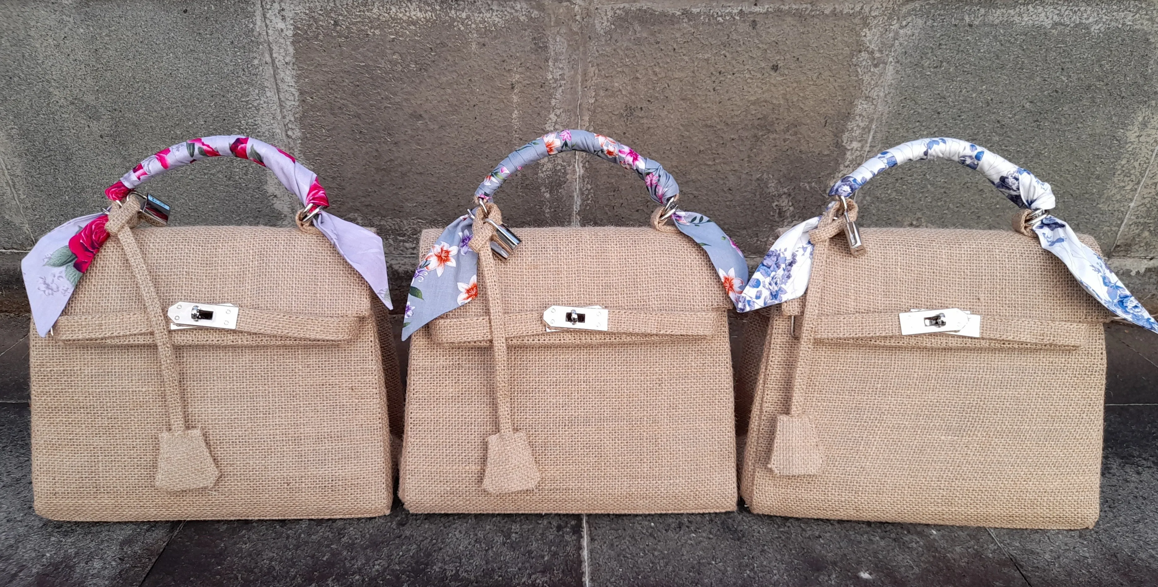 Handmade burlap / jute bag, Small size (25cm)_style 2