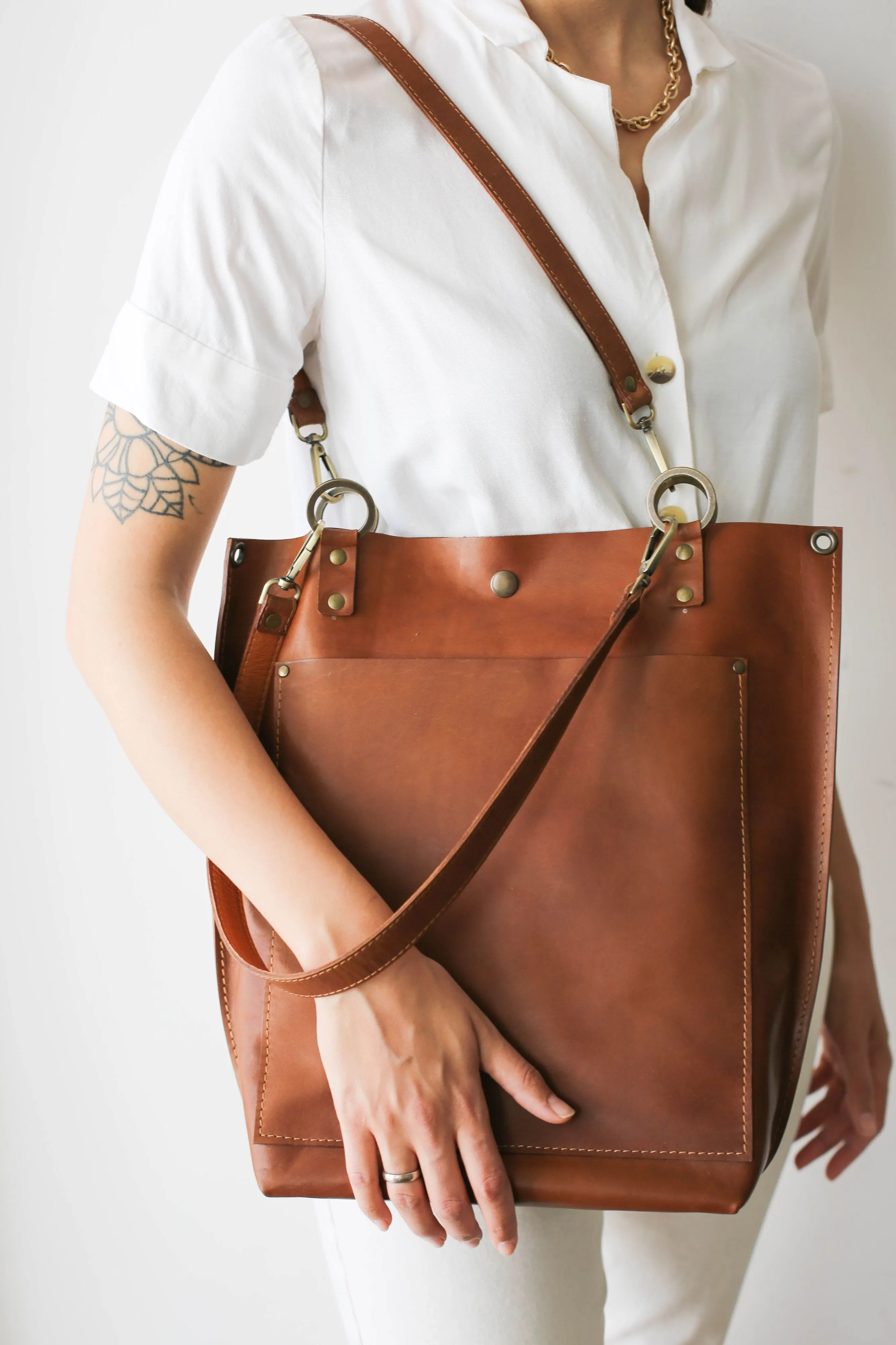 Minimal Brown Leather Tote