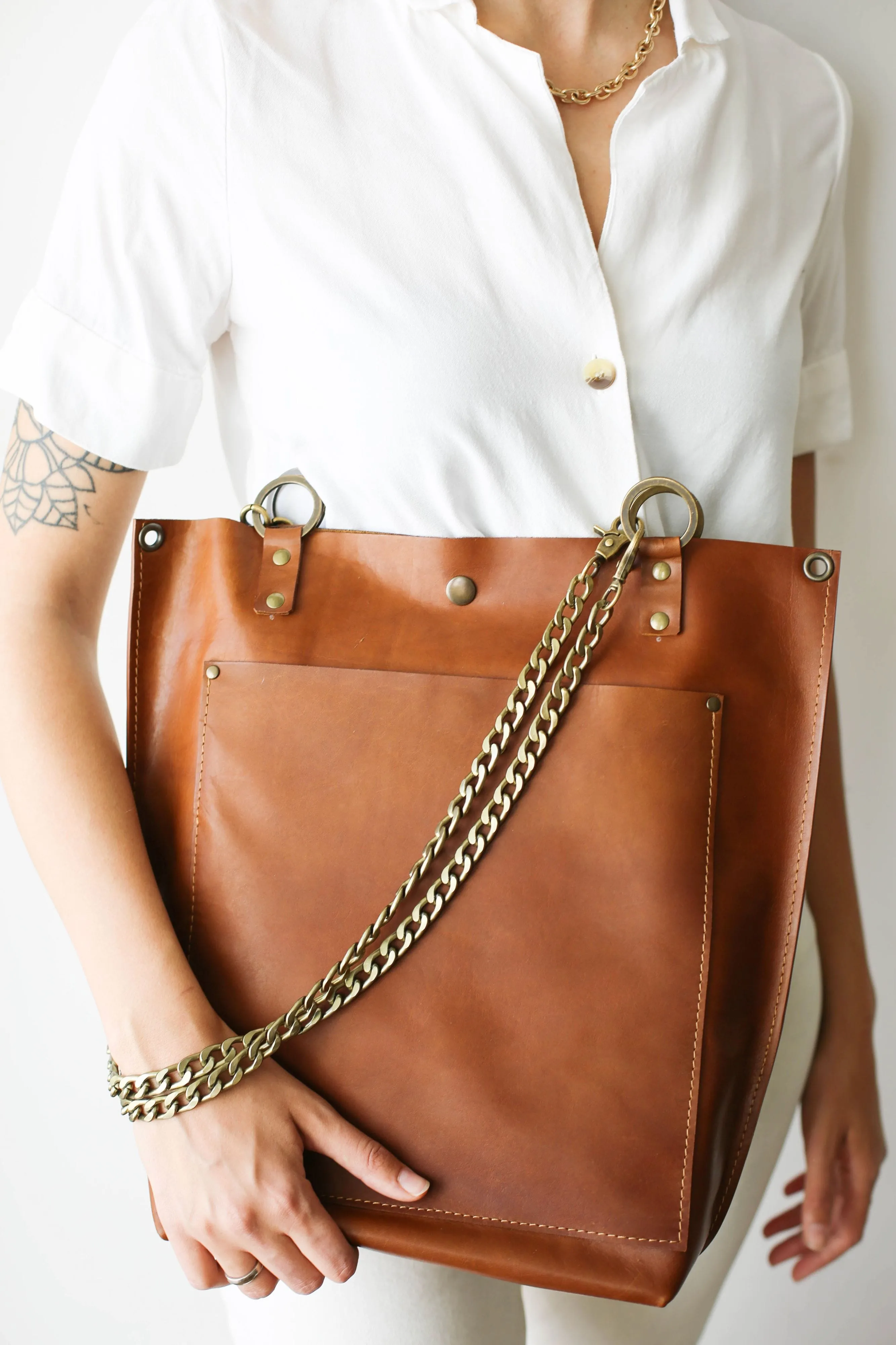 Minimal Brown Leather Tote