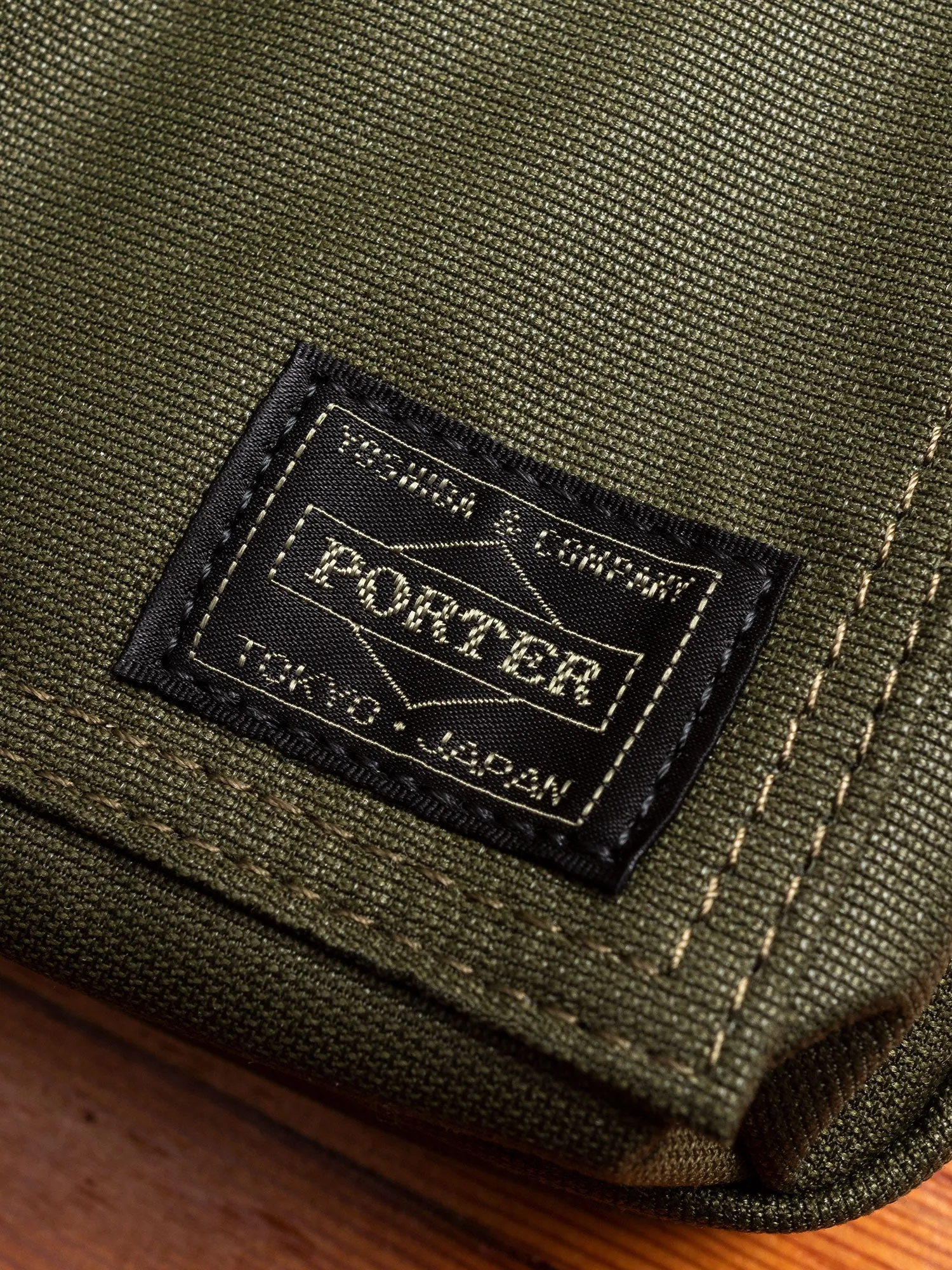 "Flying Ace" Shoulder Bag (S) in Olive Drab