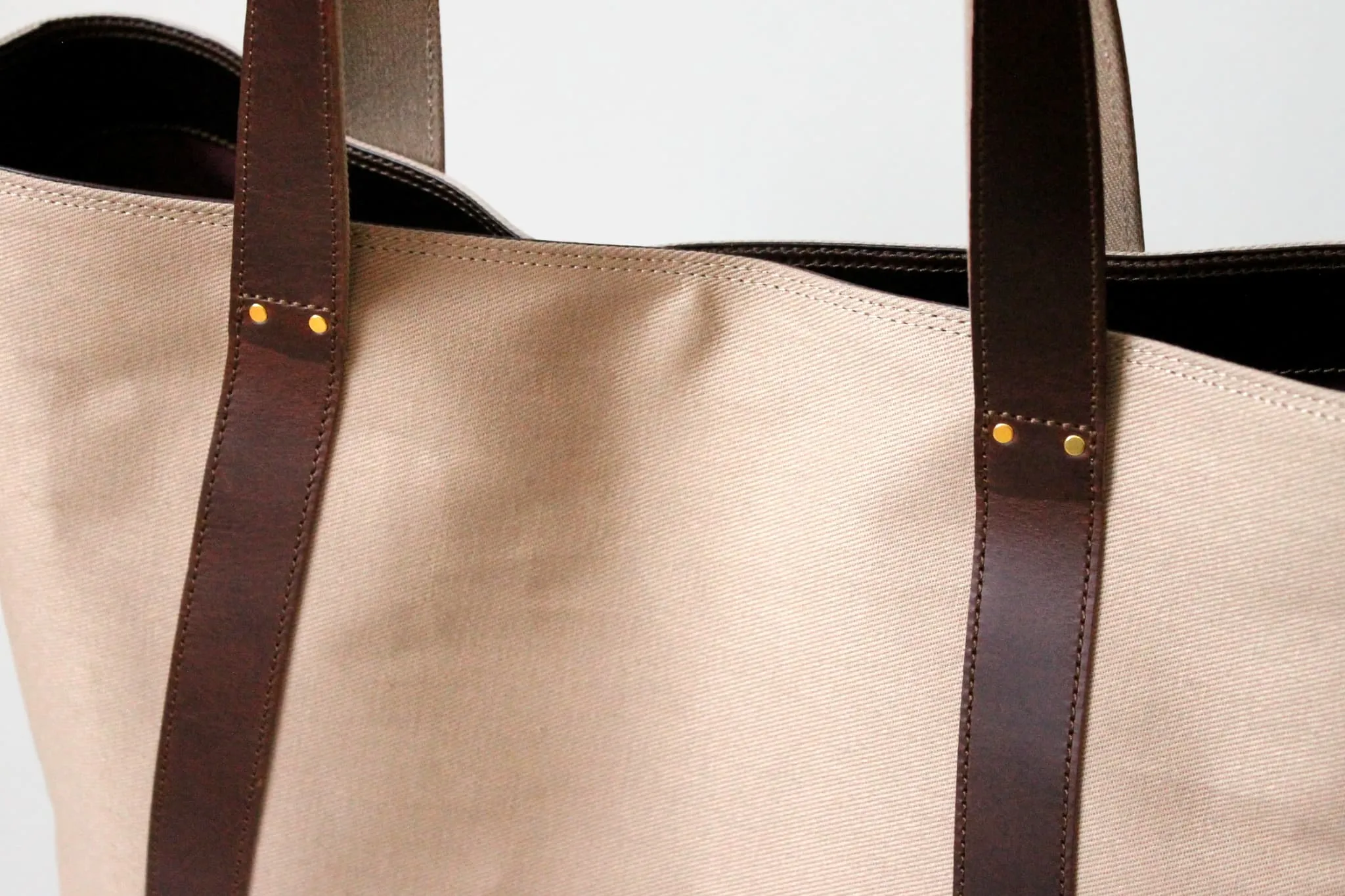 "USUAL" Tote Bag