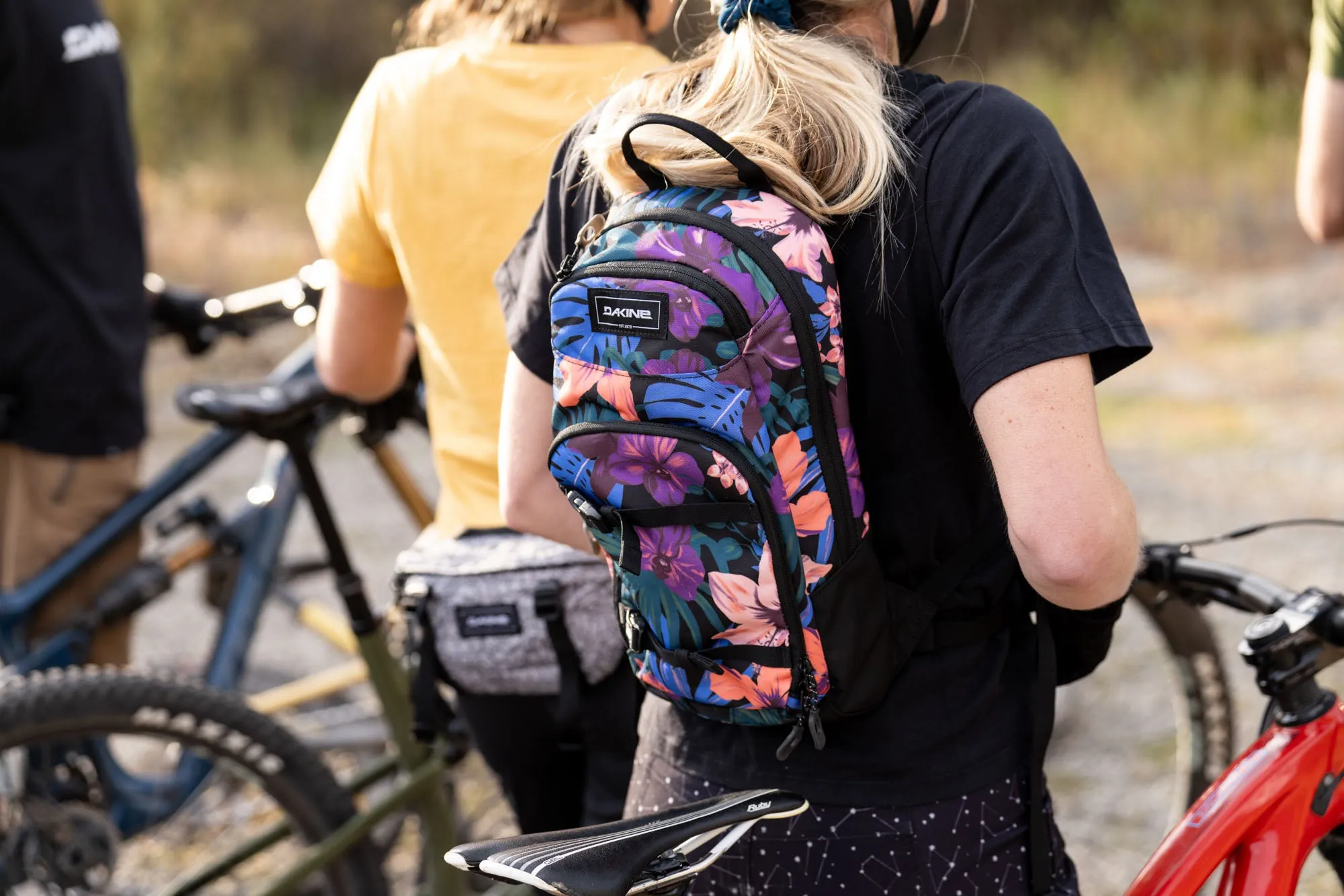 Session 8L Bike Hydration Backpack - Women's