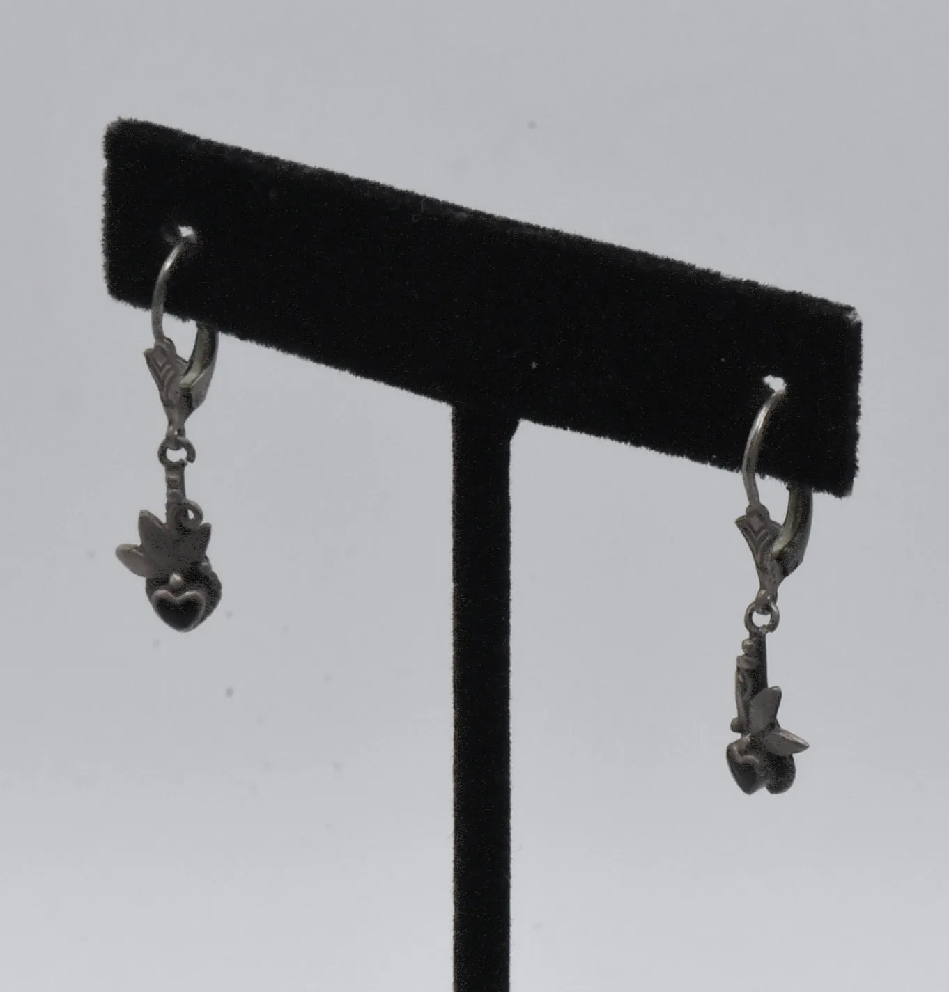 Vintage Sterling Silver Inlaid Black Onyx Heart Earrings